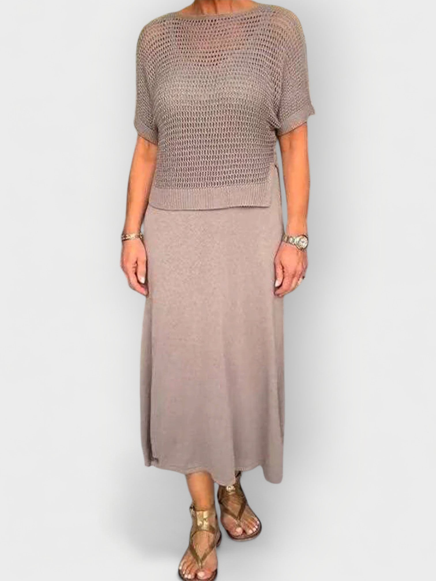 Julia-Cristina - elegante, femenina, etérea