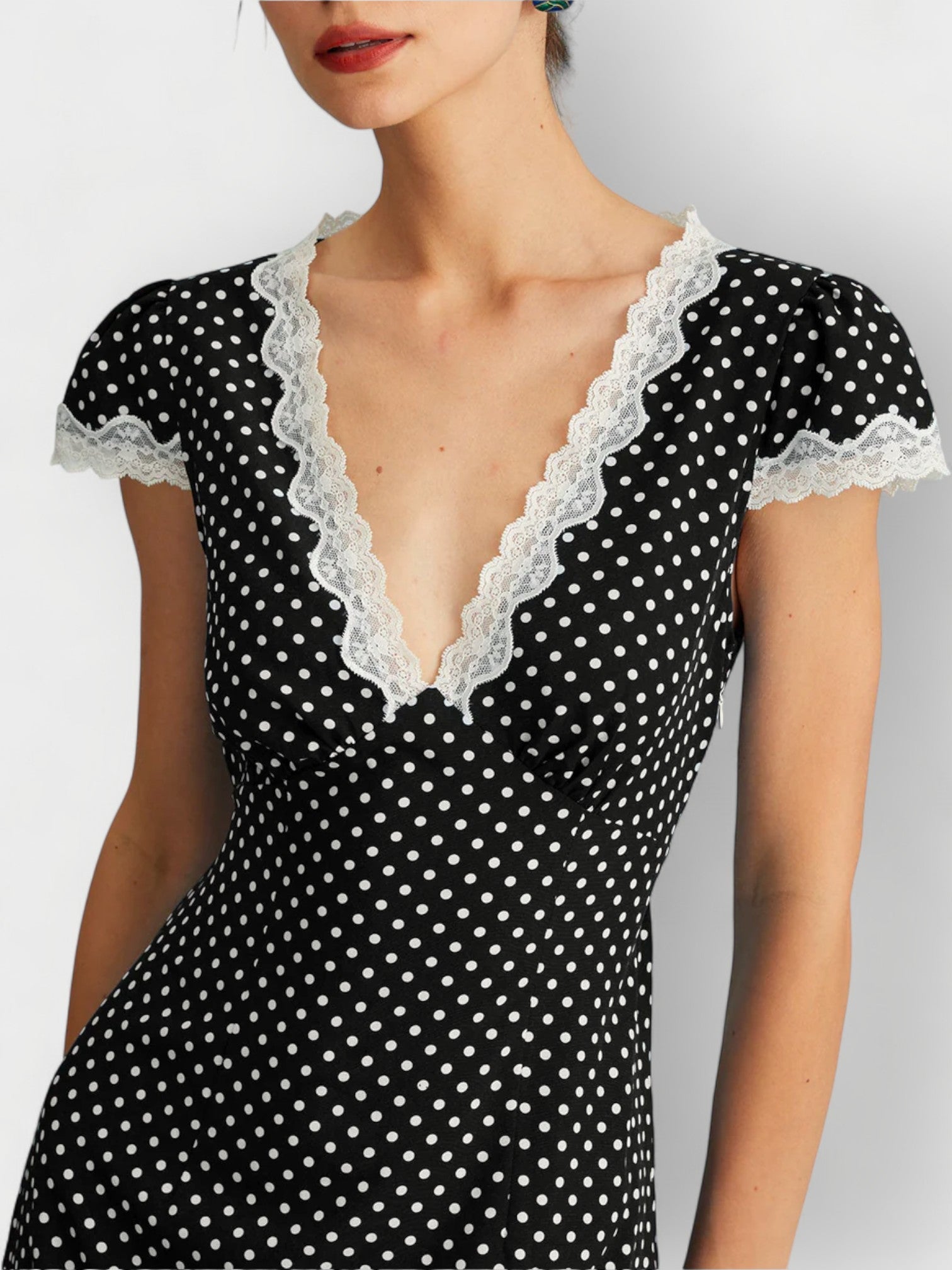 Stefanina - discreta, elegante, estable