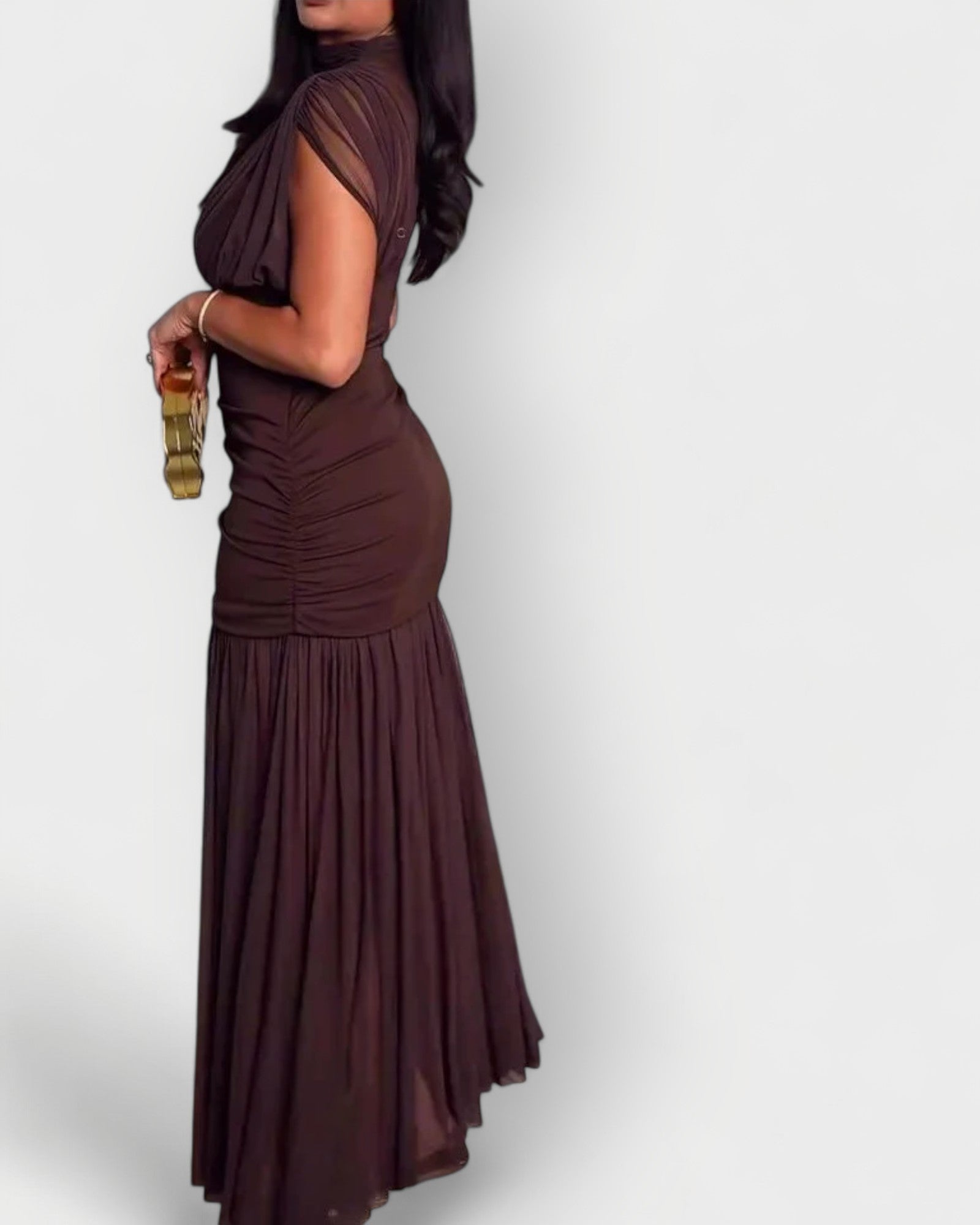 Novia - misteriosa, elegante, irresistible