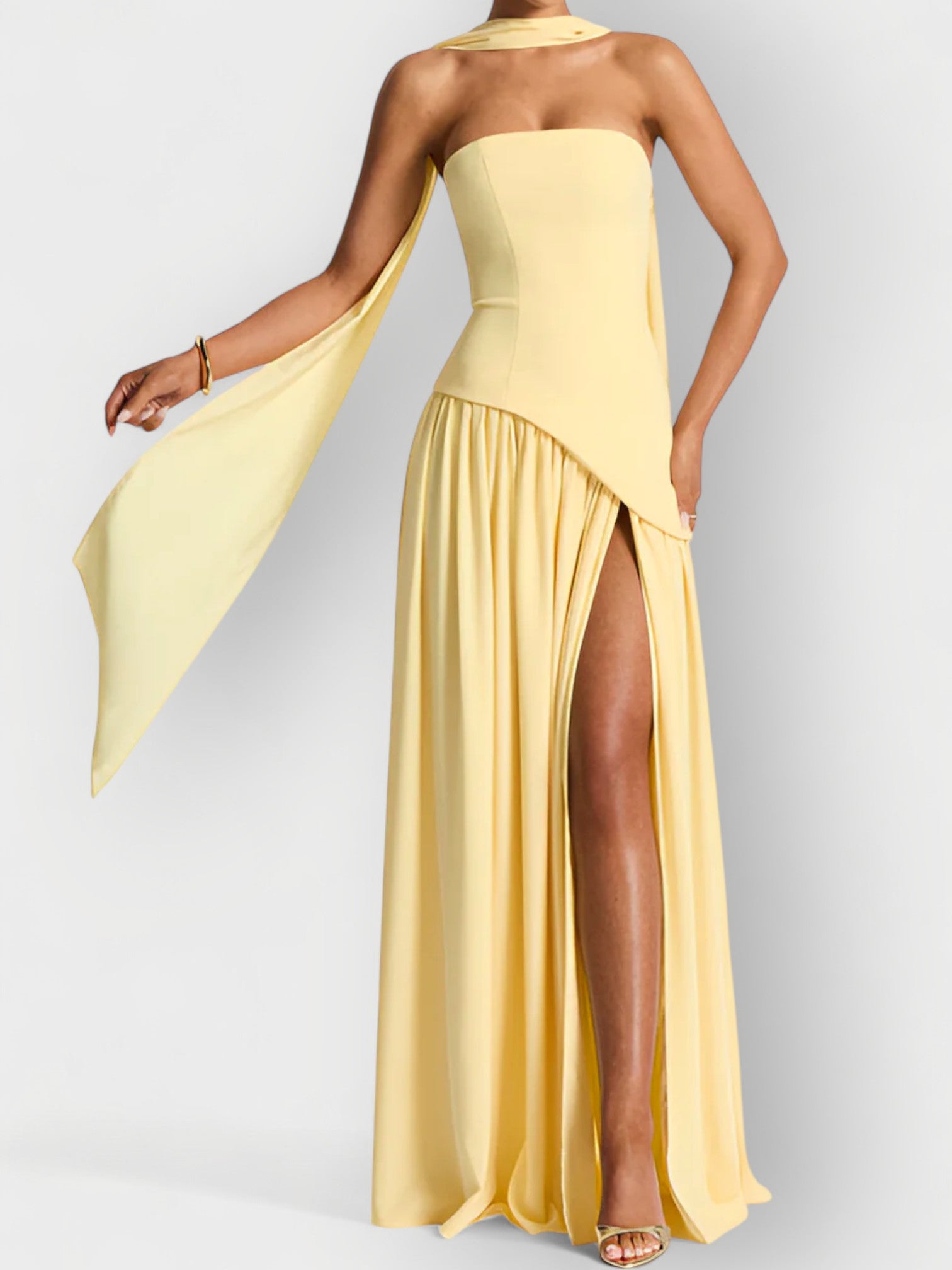 Yada - elegante, aristocrática, ligera