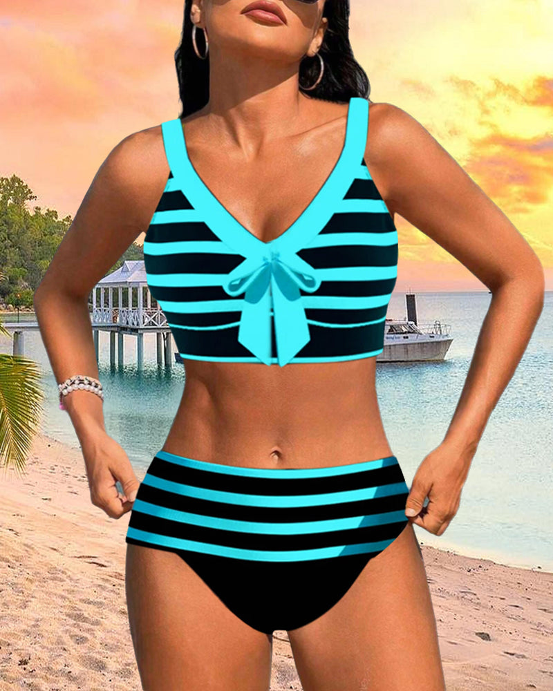 Bikinis de rayas de talle alto