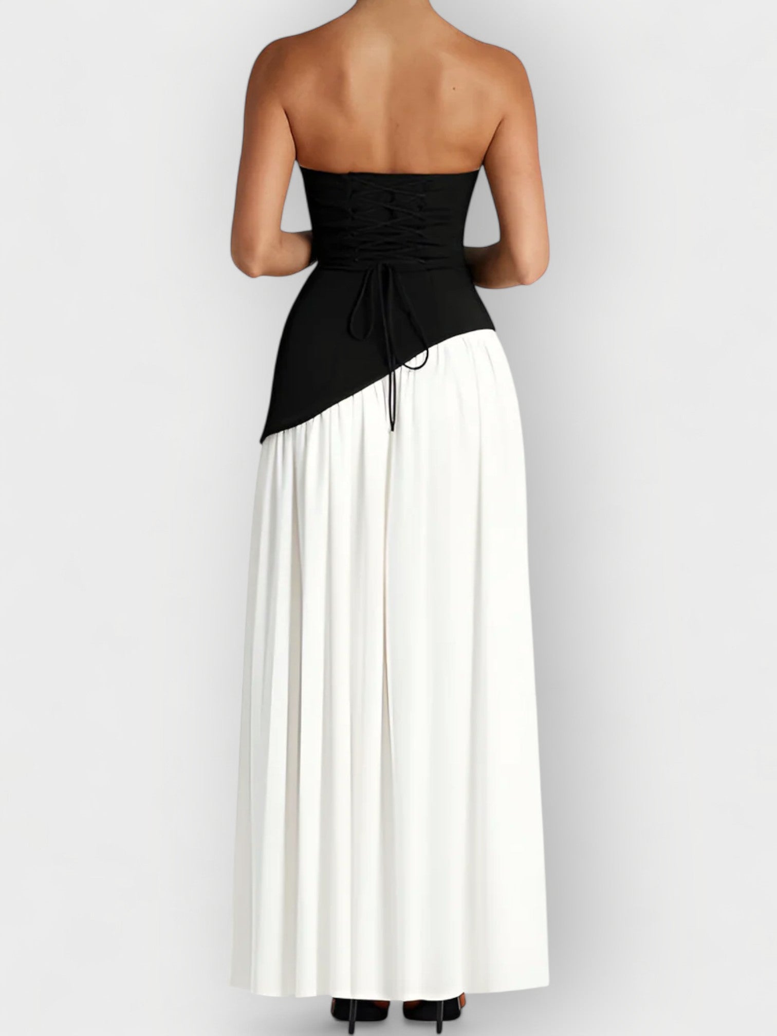 Yada - elegante, aristocrática, ligera