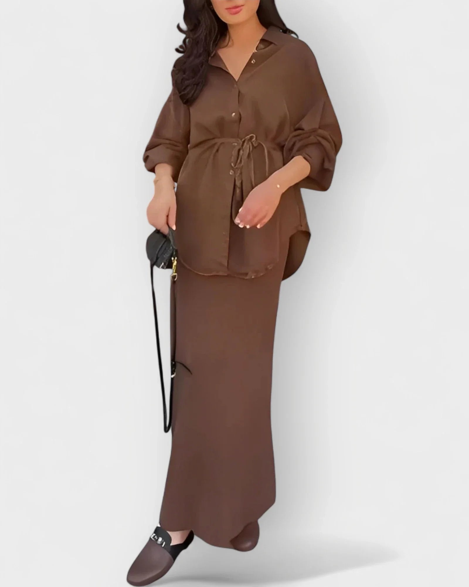 Oraiothea-María - tranquila, elegante, discreta
