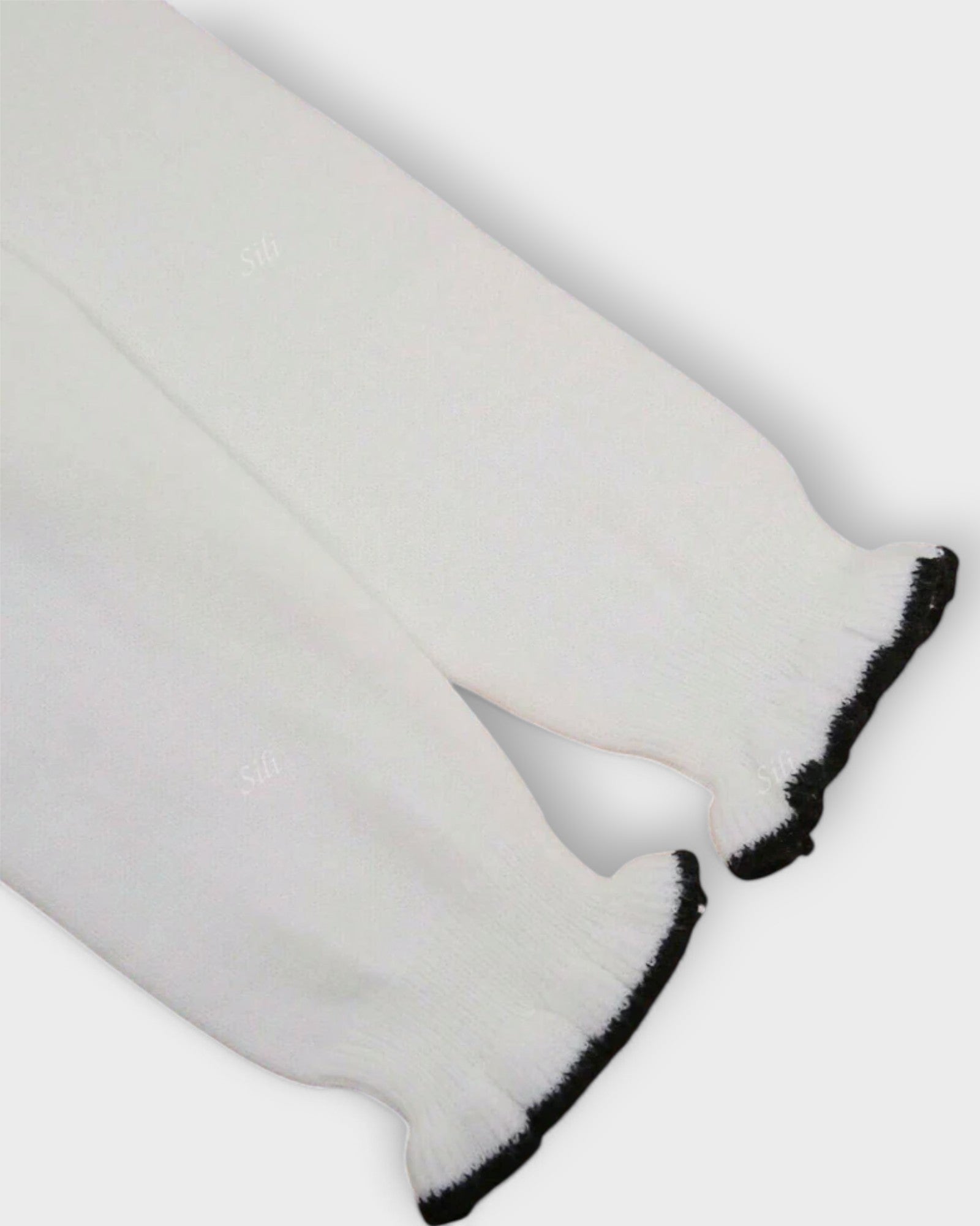 Flora - femenina, juguetona, con estilo