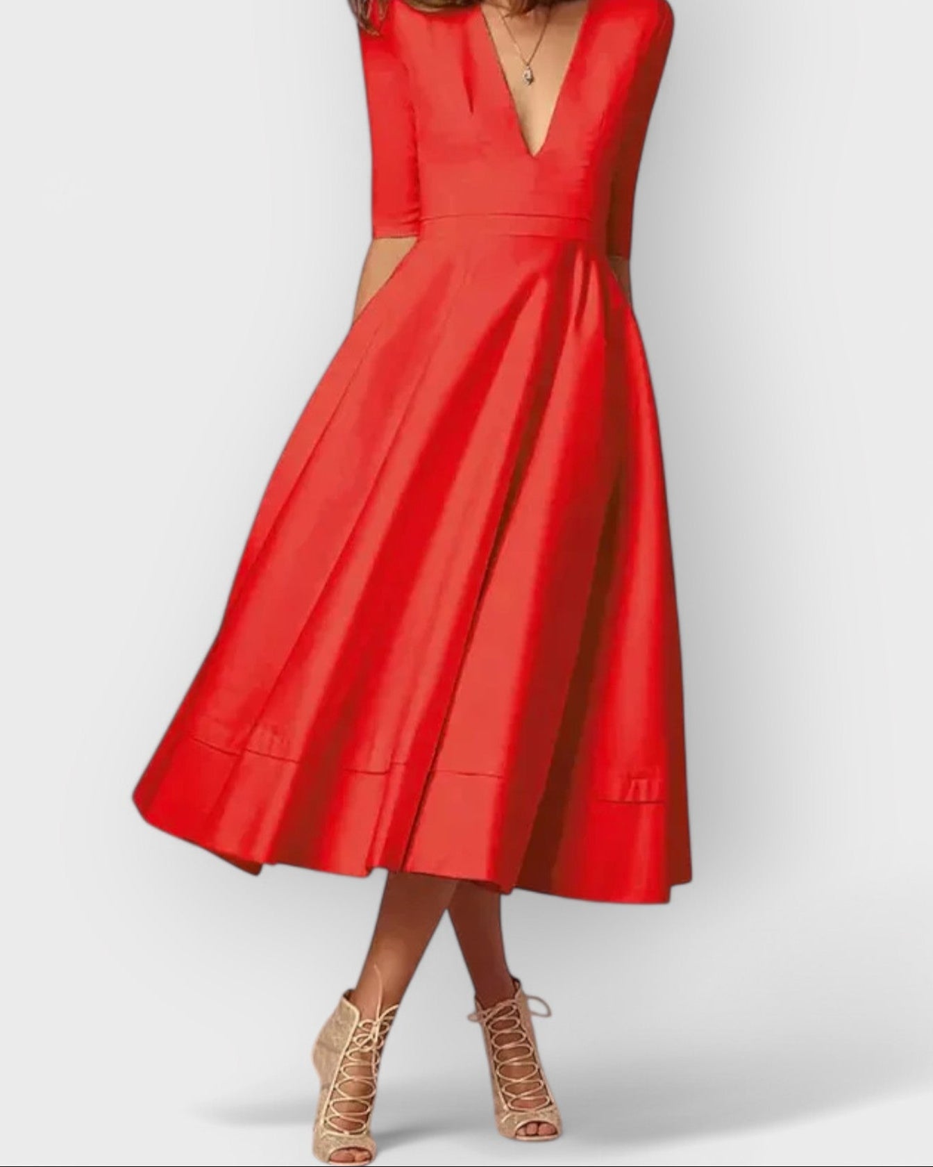 Theodora – femenino, elegante, expresivo