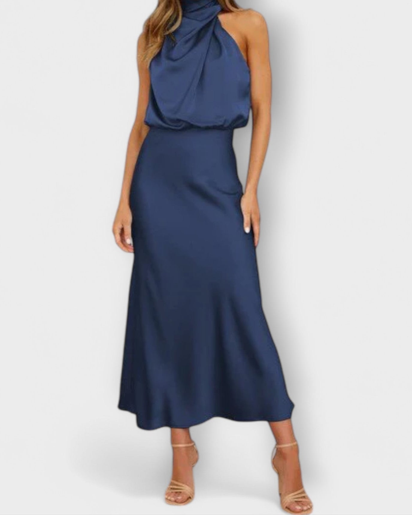 Evangelia - elegante, ajustado, atemporal