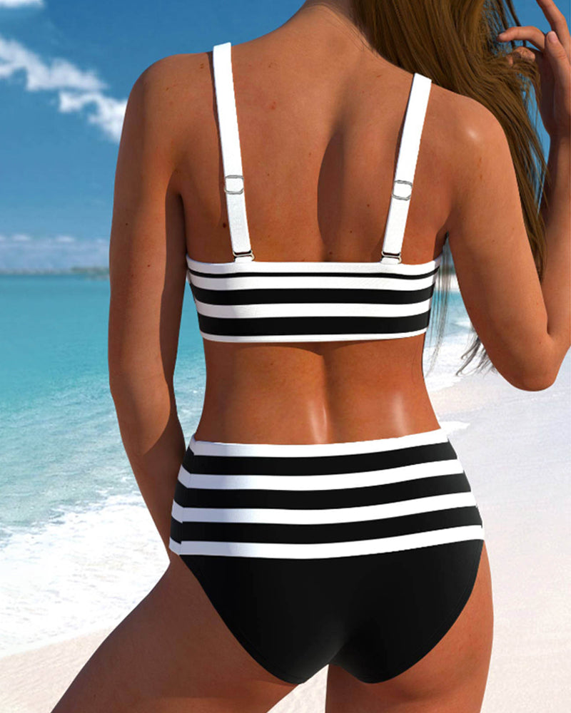 Bikinis de rayas de talle alto