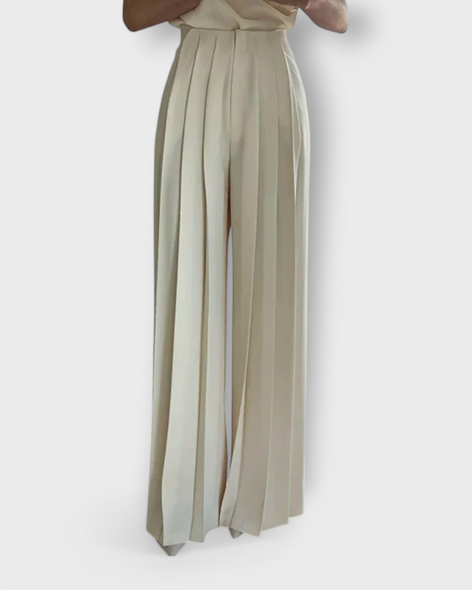 Exótica – elegante, estilosa, atemporal