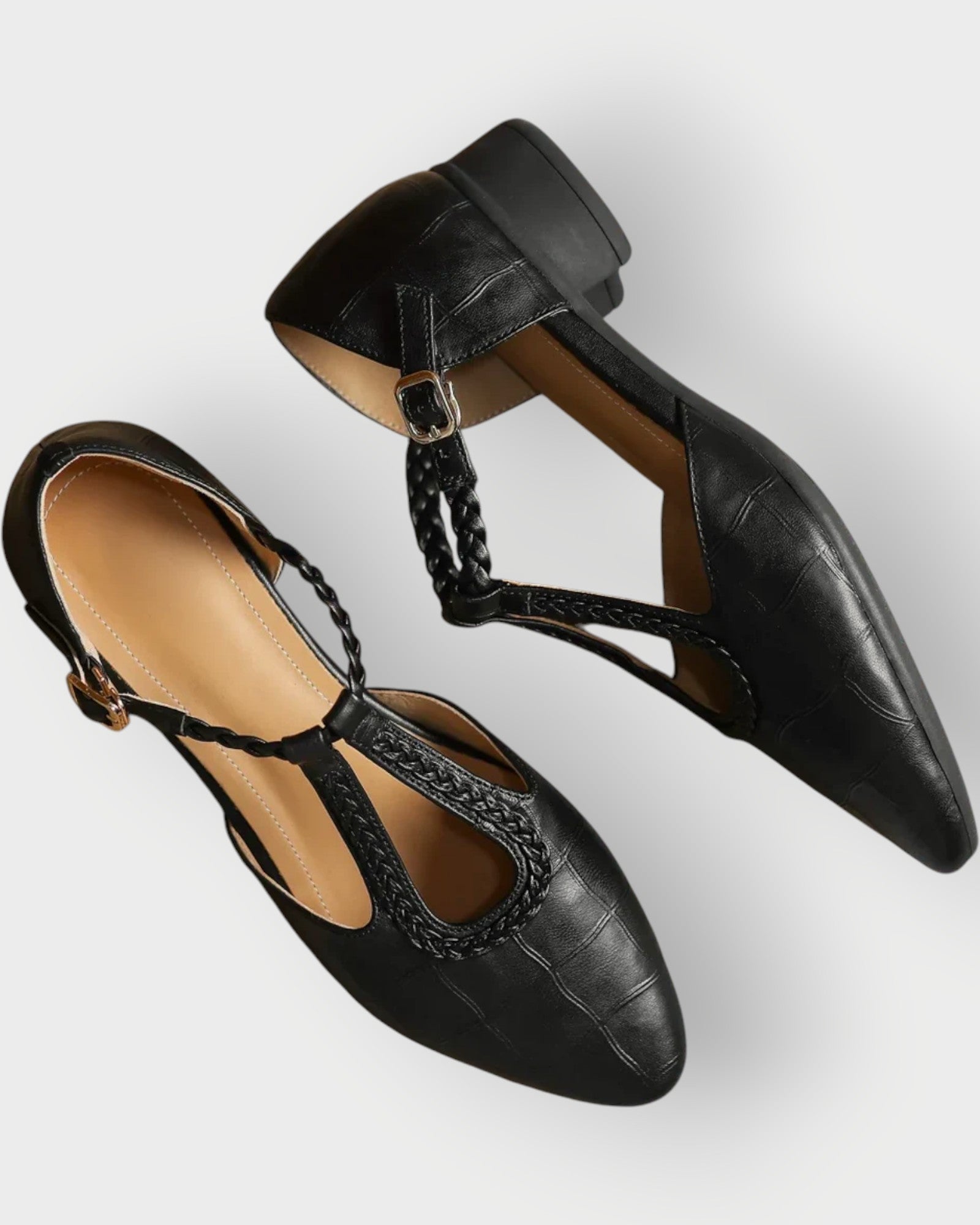 Margarita - elegante, fina, cuidada